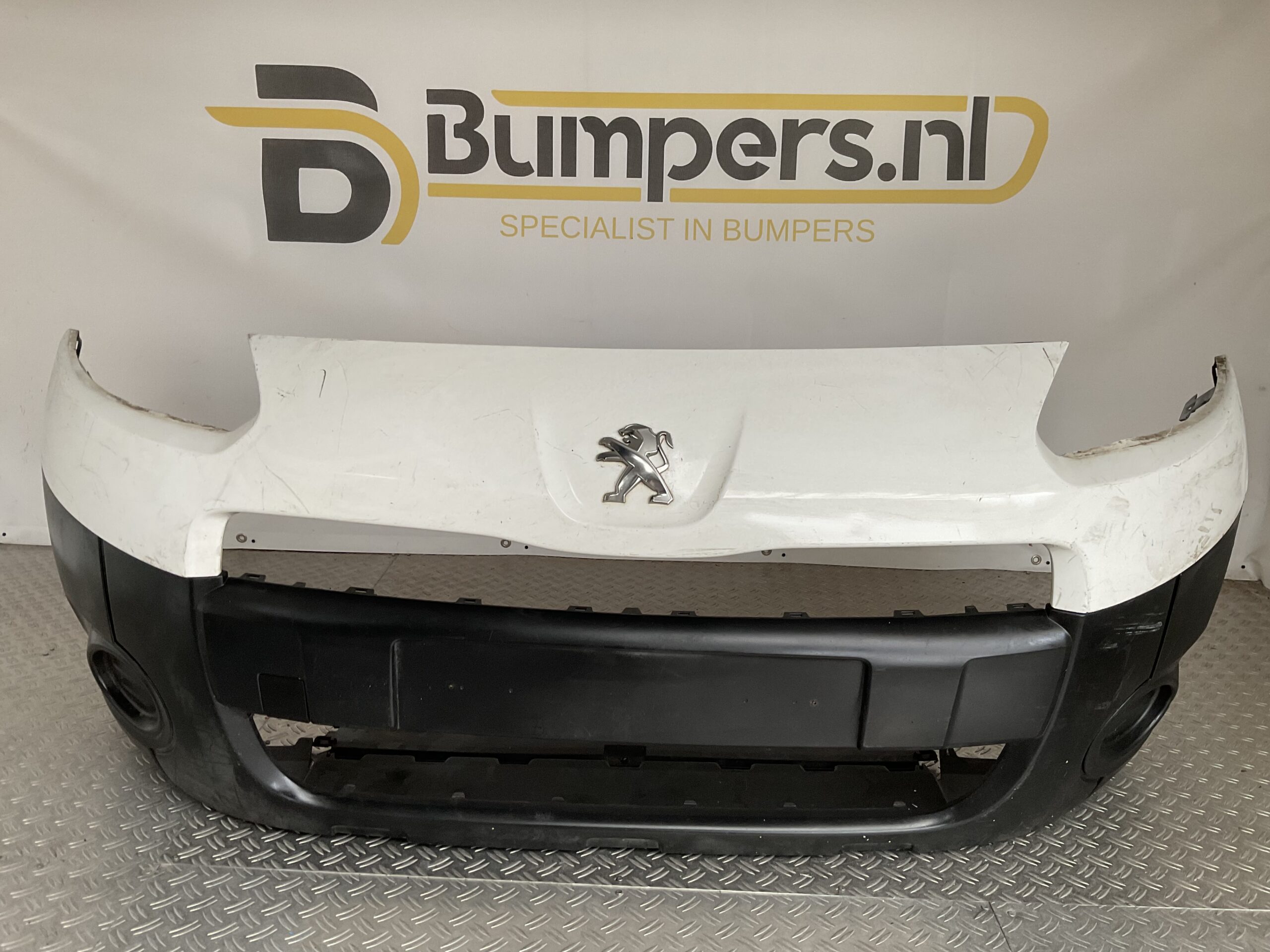 Bumper Peugeot Berlingo 12- 91-7693 Voorbumper D10-17044z