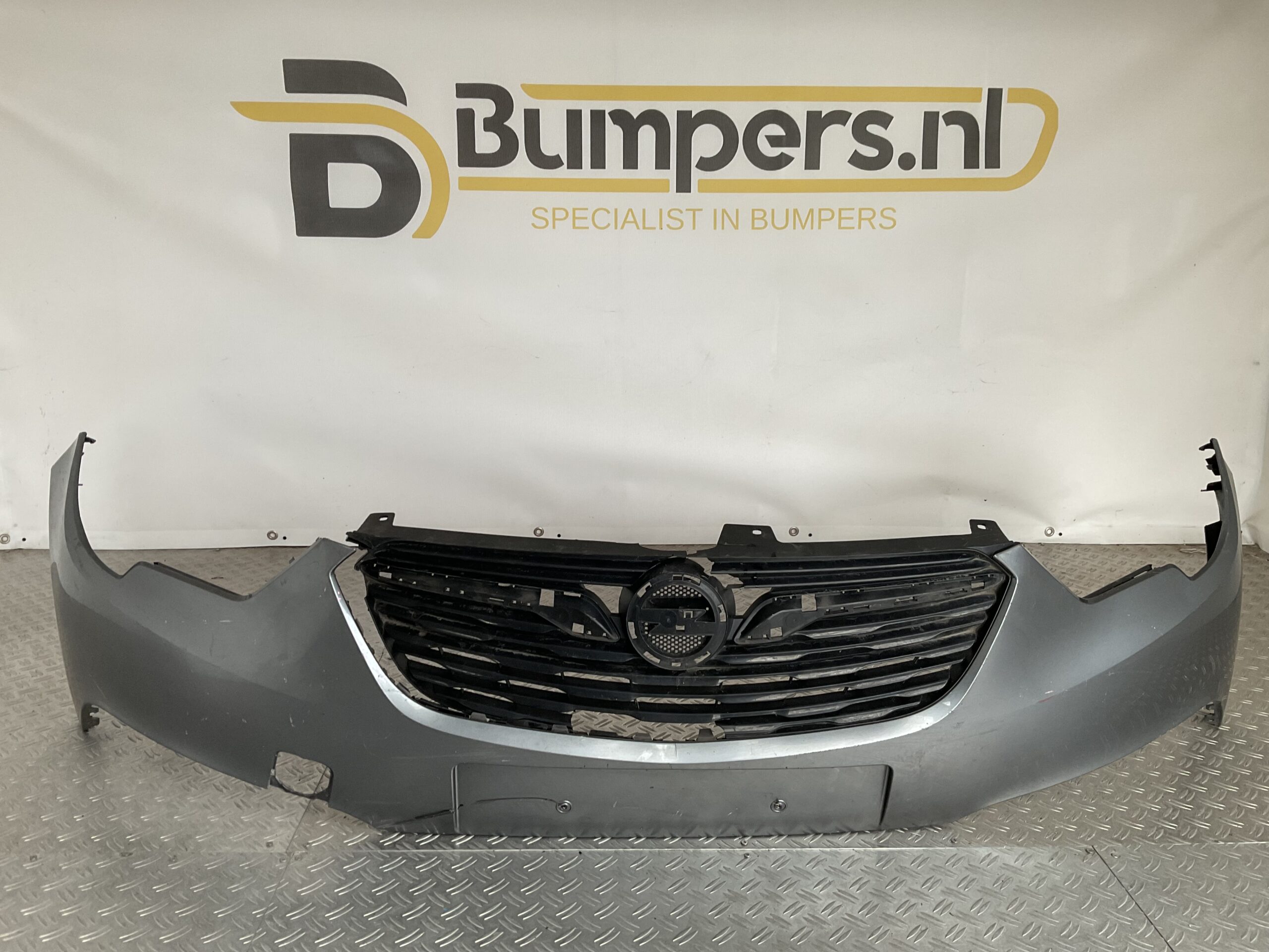 Bumper Opel Crossland X 39097382 Voorbumper i5-17049z