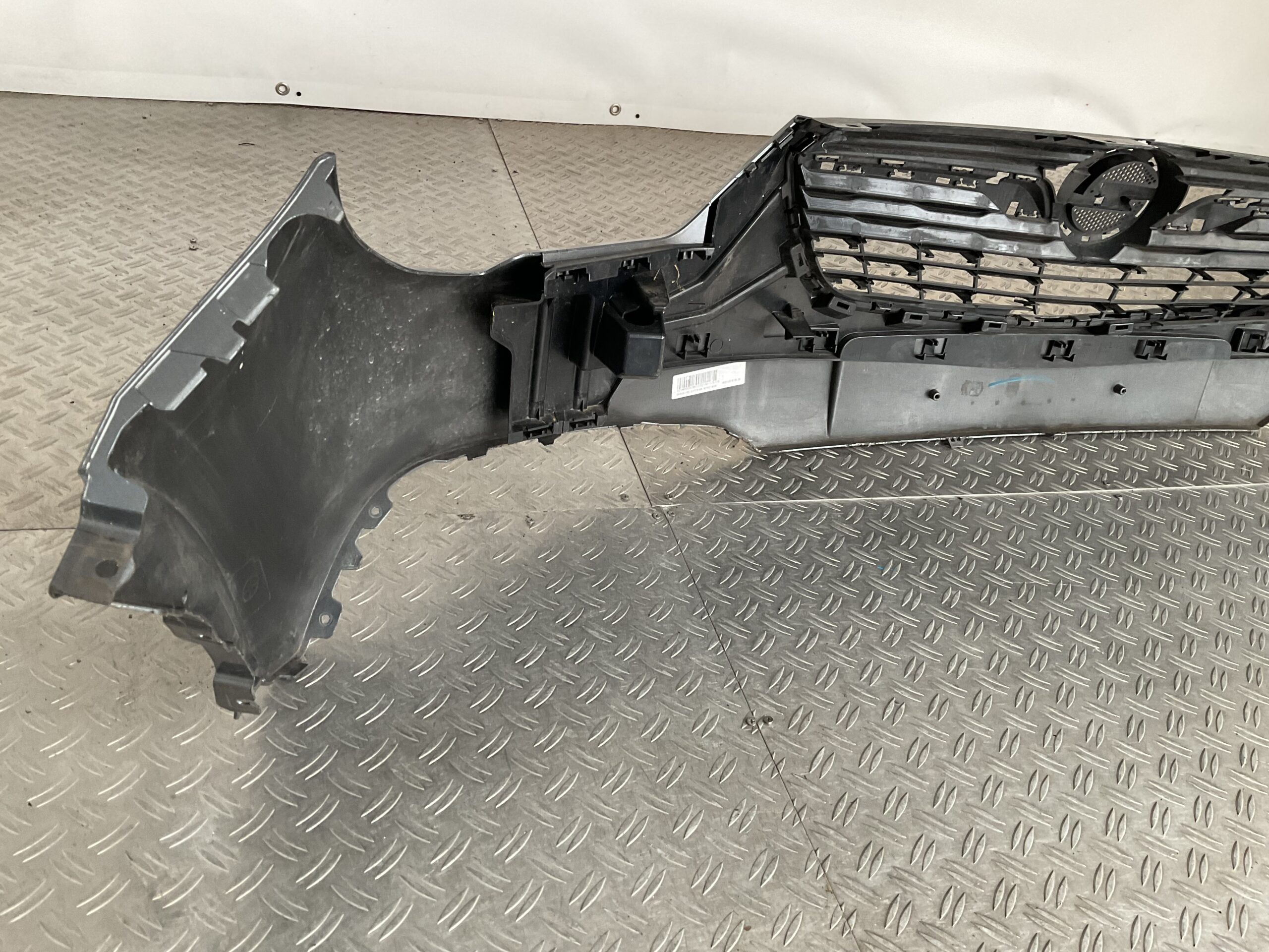 Bumper Opel Crossland X 39097382 Voorbumper i5-17049z
