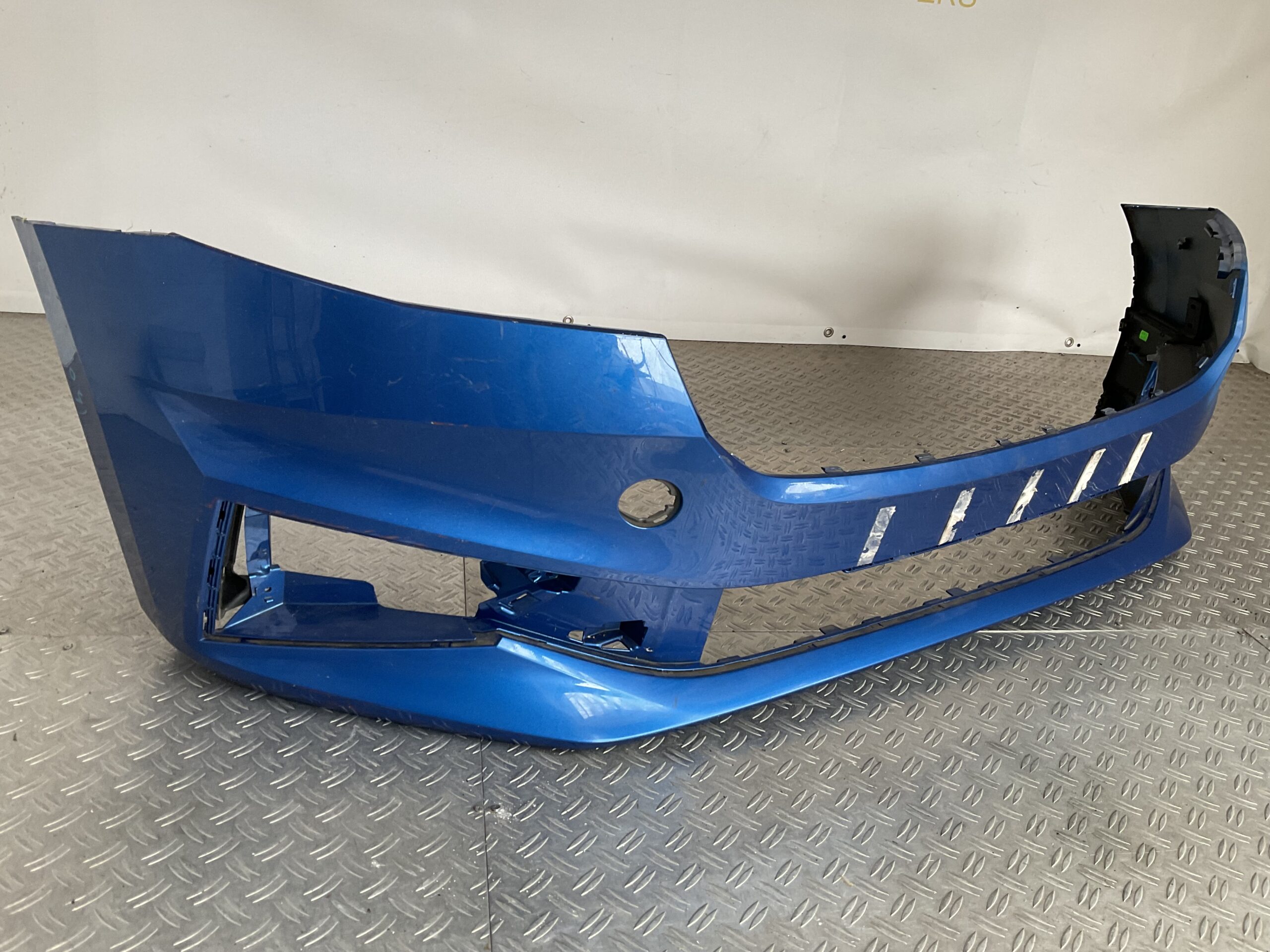 Bumper Skoda Fabia 6VA MK4 21-24 6VA807221 Voorbumper C7-17041z