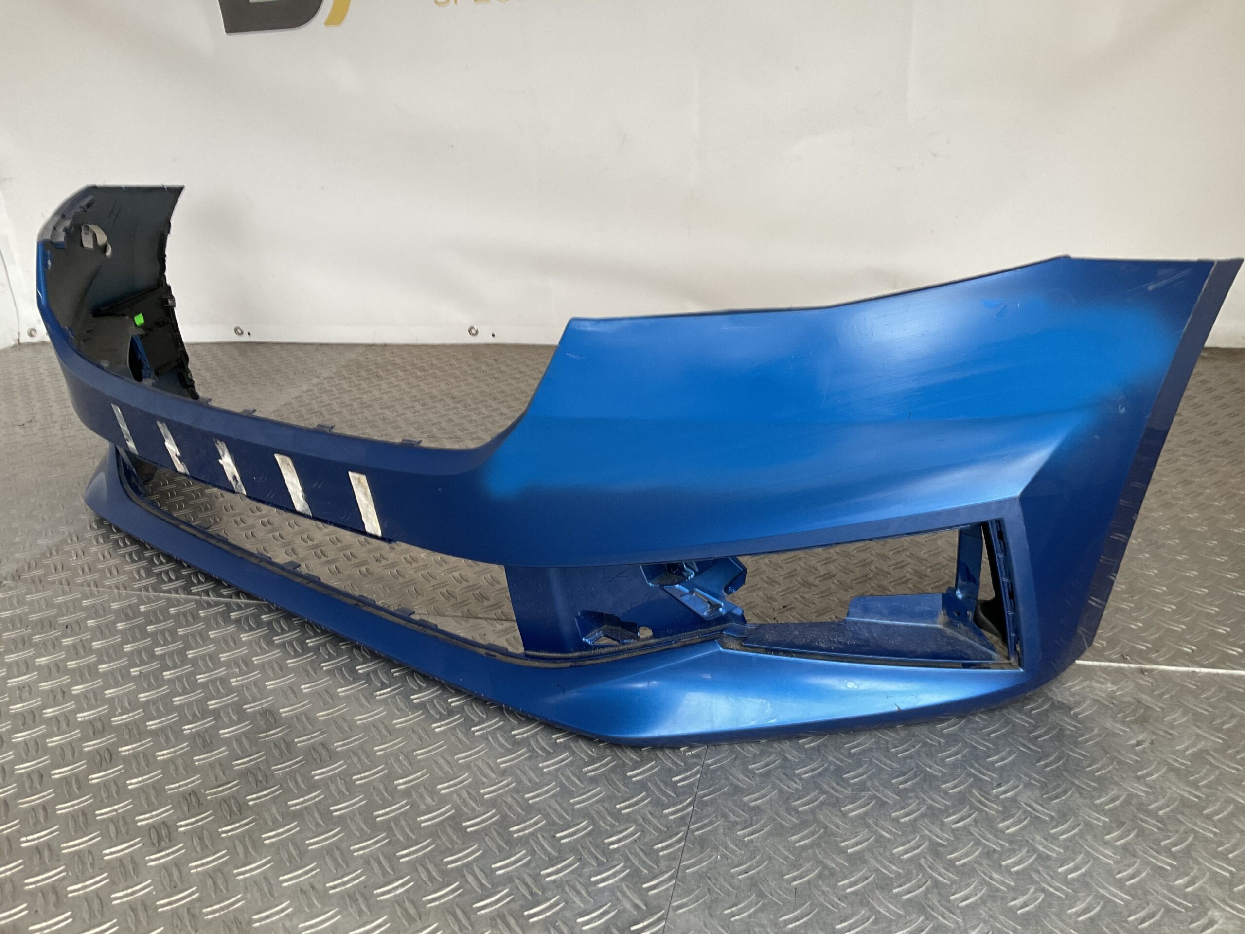 Bumper Skoda Fabia 6VA MK4 21-24 6VA807221 Voorbumper C7-17041z