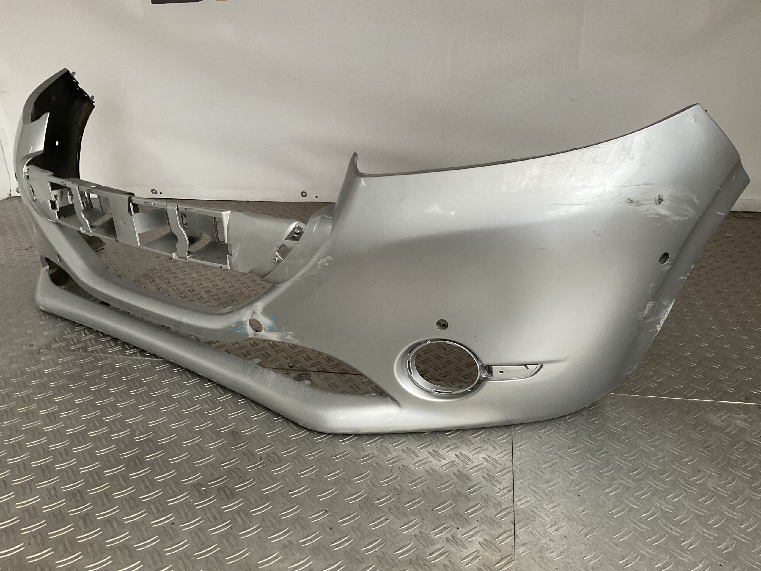 Bumper Peugeot 208 12-16 9672794477 1083795x Voorbumper J2-17069z