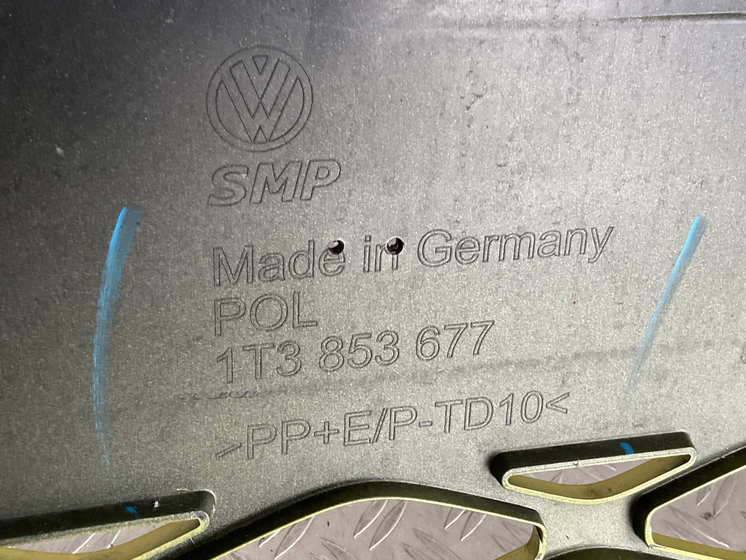 Bumper Volkswagen ID BUZZ 1T3 pdc 1T3853677 Voorbumper C10-17099z