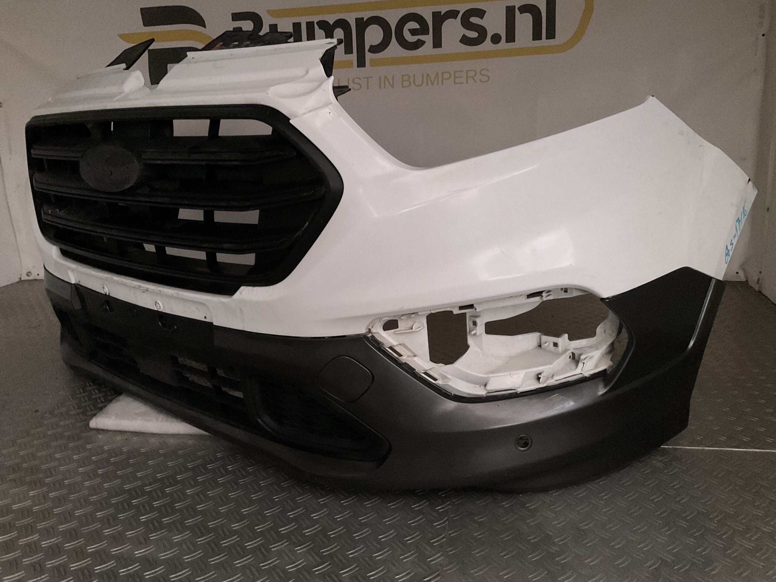 Bumper Ford Transit Custom 17-23 JK21-17E778-A Voorbumper G5-17116z
