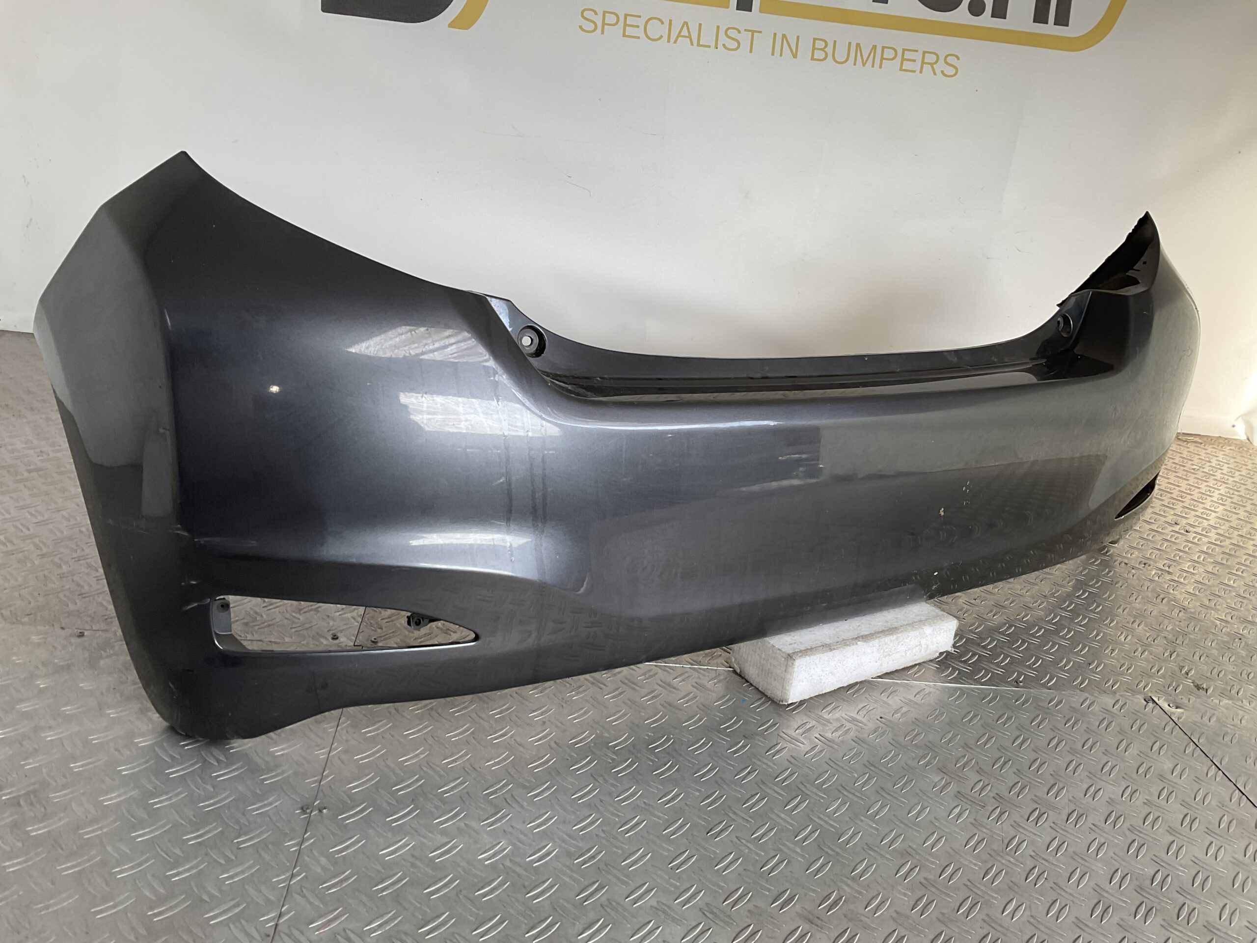 Bumper Toyota Yaris 52159-0D300 Achterbumper F4-17124z