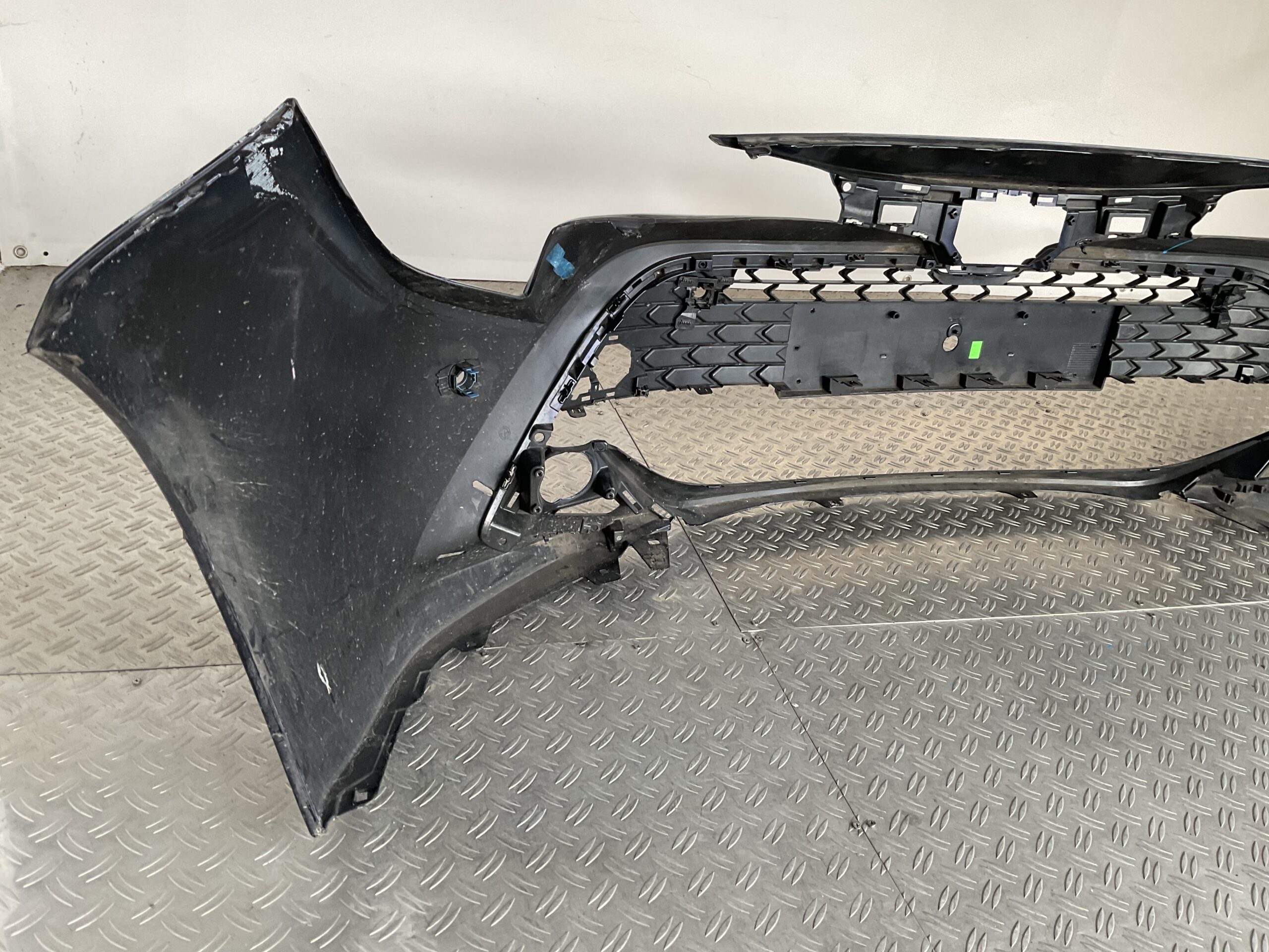 Bumper Toyota Corolla E21 18-24 52119-02j90 Voorbumper D4-17131z