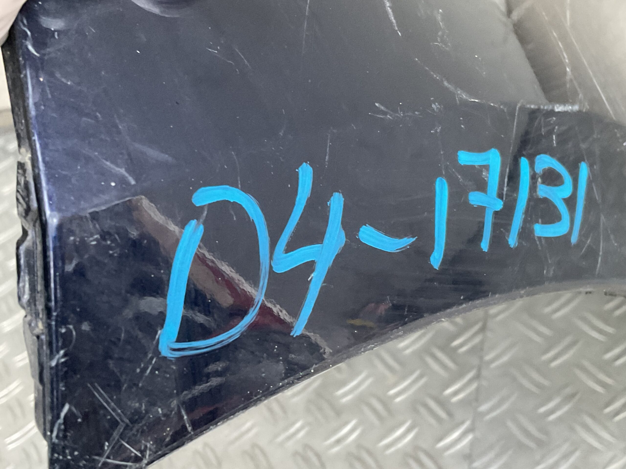 Bumper Toyota Corolla E21 18-24 52119-02j90 Voorbumper D4-17131z